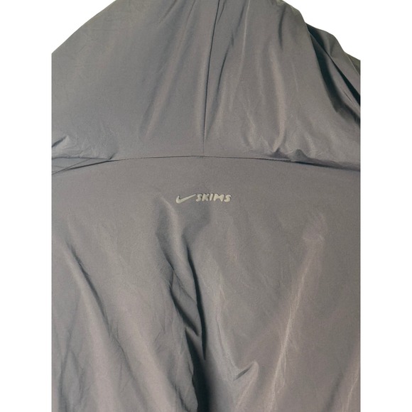 NWOT Nike x SKIMS Woven Nylon Wrap Coat Umber Brown Hooded Belted Jacket  Size M - Picture 7 of 10